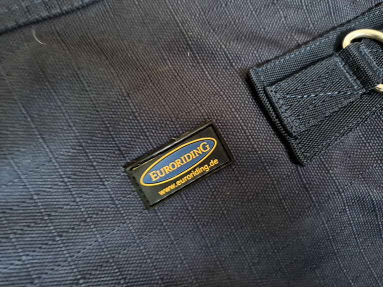 Euroriding Kodiak Heavy Winterdecke, 250 g, 145 cm, blau