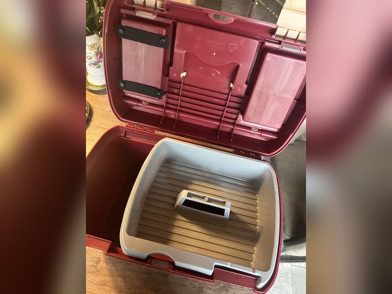 Pferdeputzbox mit Zubehör 