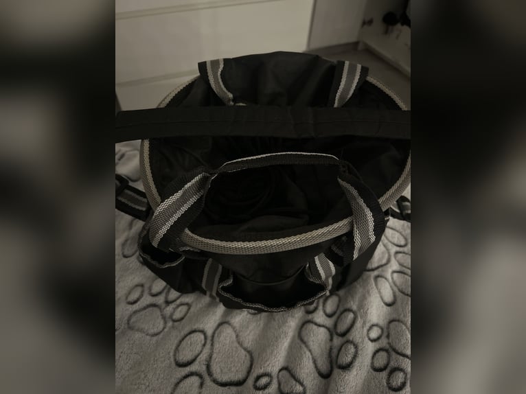 Putztasche ggf mit Putzzeug