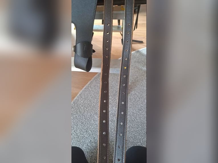 Barefoot Nevada Westernsattel braun