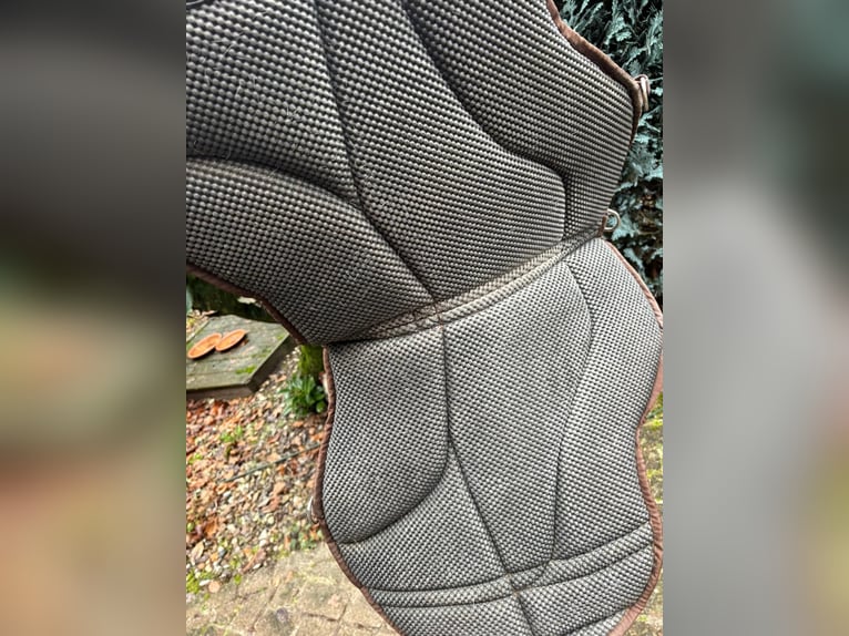 Barefoot  "Ride-on-Pad" Physio braun