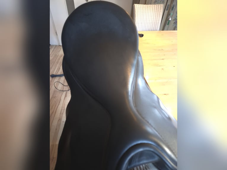 Deuber Startrekk Vielseitigkeitssattel S2 / 18,5"