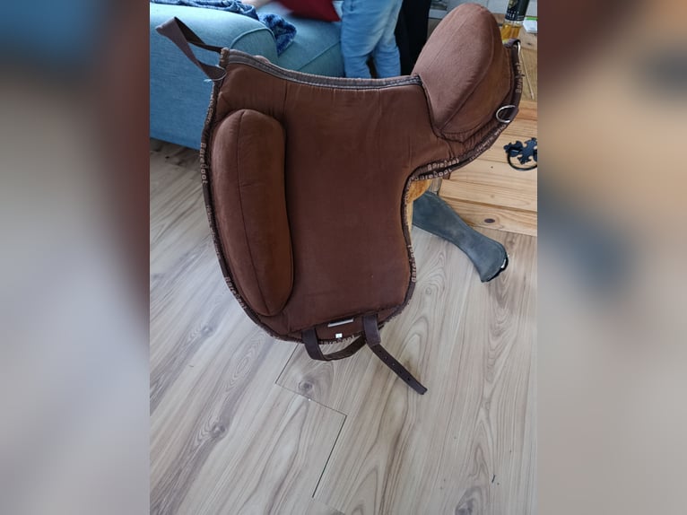 Neuwertiges berefoot Reitpad 