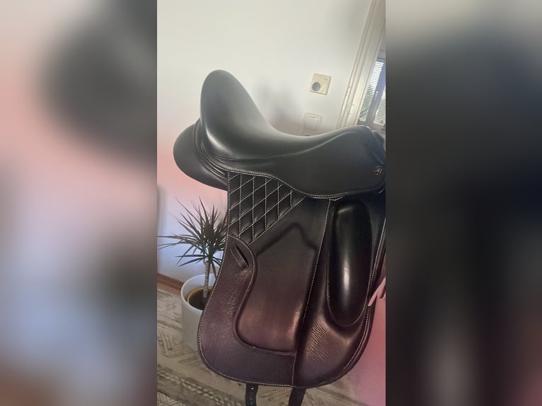 16,5“ Dressursattel