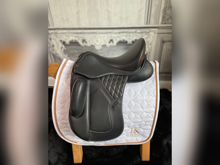 16,5“ Dressursattel