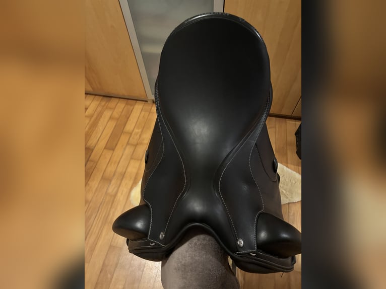 Acavallo Perugino Dressursattel 18“