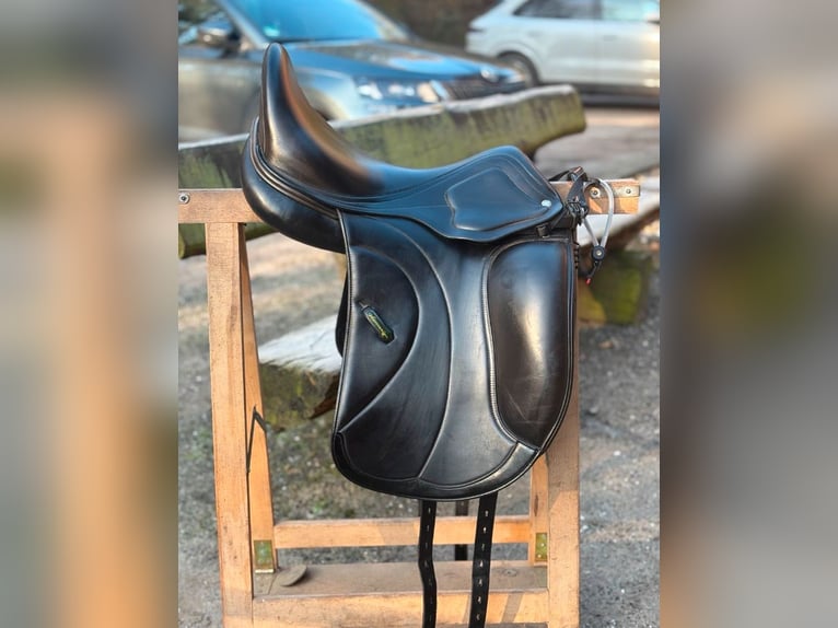 Amerigo Cervia Dressursattel, 17.5", Kammer M, top Zustand!