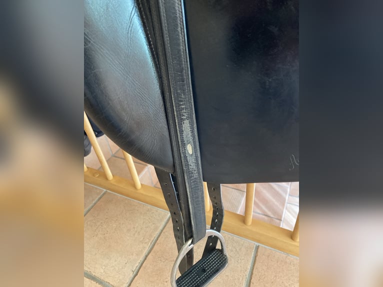 Amerigo Dressursattel 17,5" 4+1 gebraucht