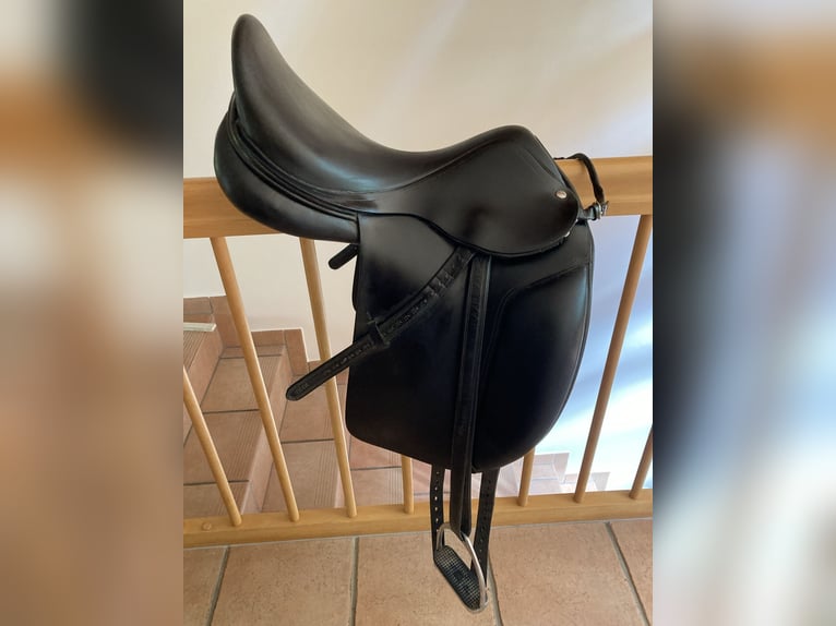 Amerigo Dressursattel 17,5" 4+1 gebraucht