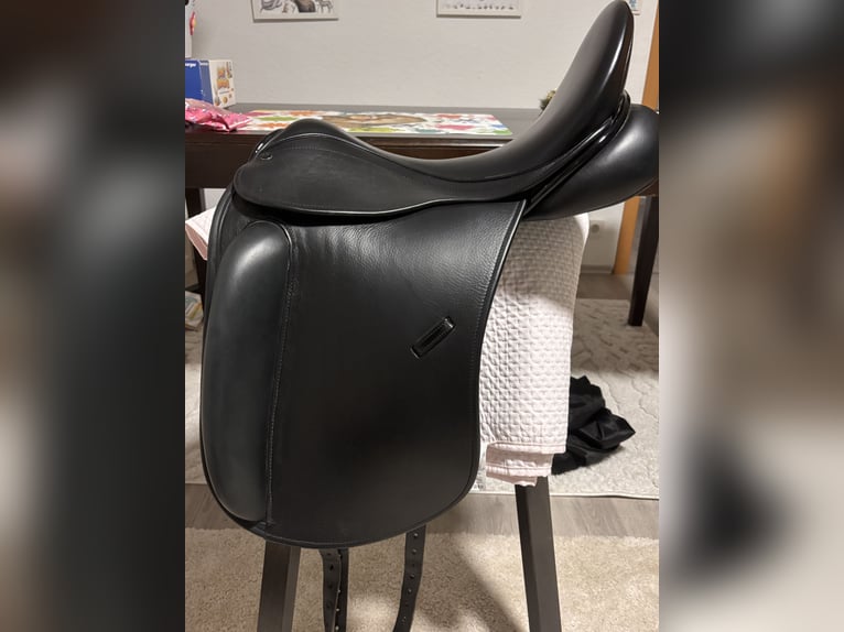 County Perfection Dressursattel Gr. 17,5 