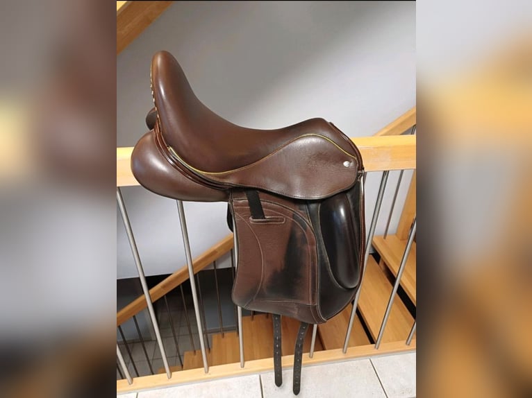 custom Saddlery Dressur Dressage Sattel Wolfgang Omni Monoflap gepflegt sauber hochwertig