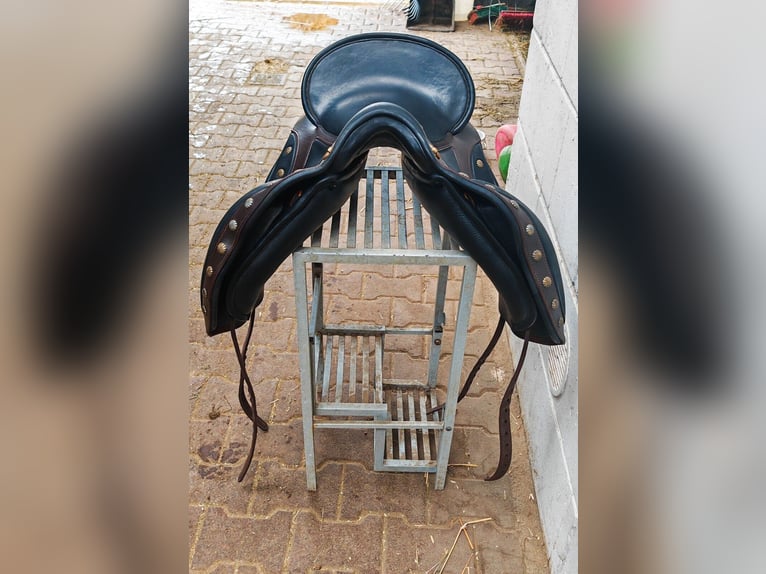 Deuber El Campo S3 Dressursattel  Barocksattel