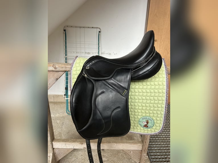 Dressursattel 3S 17“/30