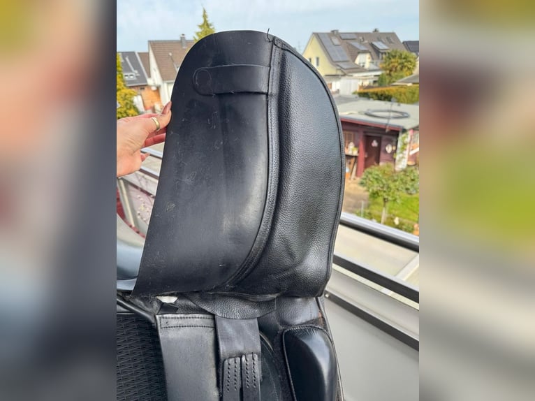 Dressursattel der Marke Nicalex