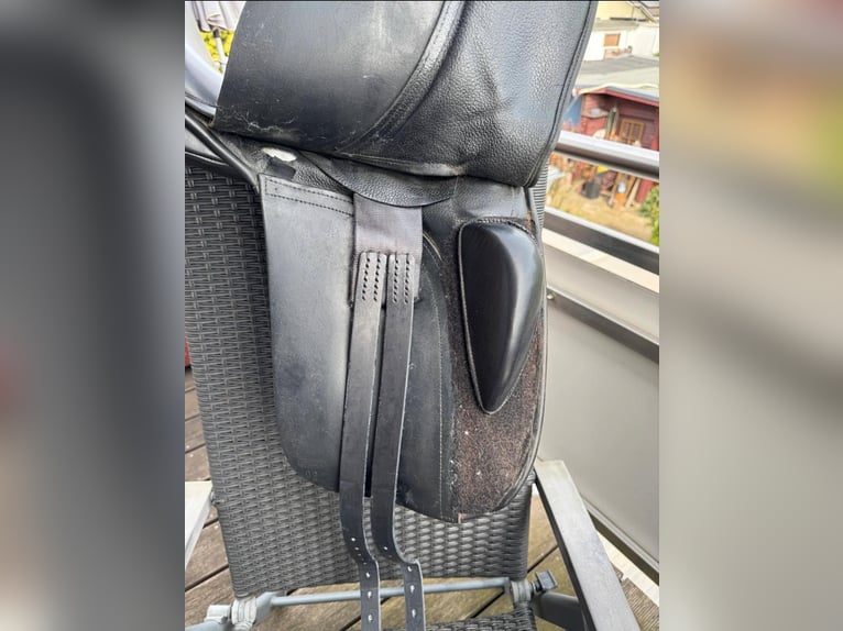 Dressursattel der Marke Nicalex