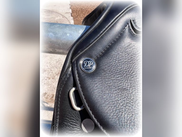 Dressursattel Deuber Leonhard Classic Dressage – 17 Zoll – kaum genutzt – Topzustand