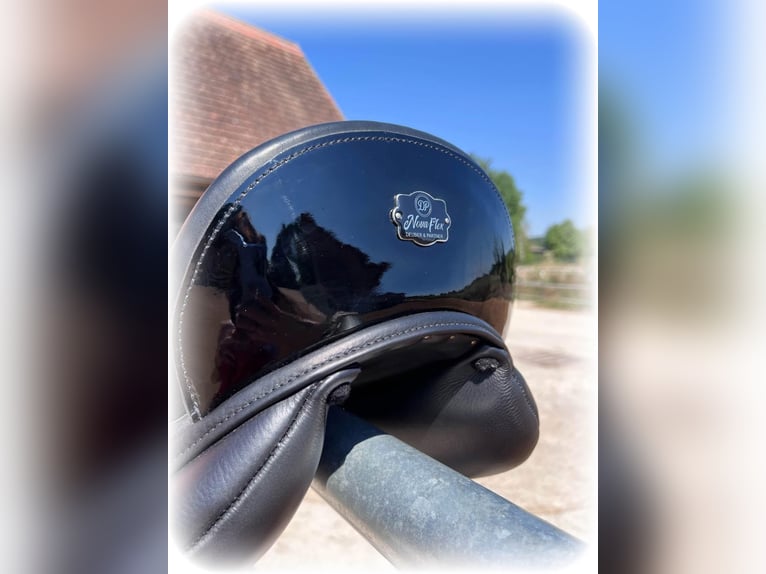 Dressursattel Deuber Leonhard Classic Dressage – 17 Zoll – kaum genutzt – Topzustand