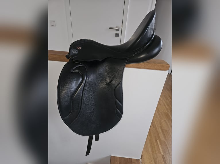 Dressursattel Elegance Loesdau by Kieffer