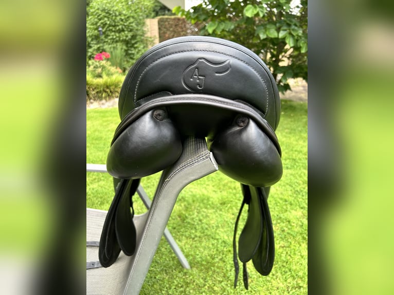 Dressursattel Erre Plus 18 Zoll ( Sattlerei Anke Just)