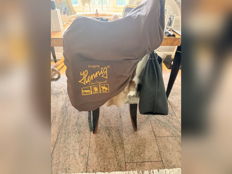 Dressursattel Hennig