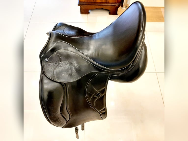 Dressursattel Horse Star Champion 17 Zoll schwarz