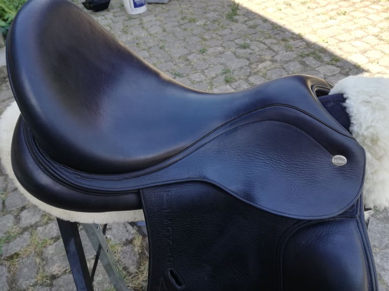 Dressursattel Ikonic Pro Evolution 17,5 "