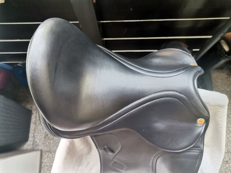 Dressursattel JC Jorge Canaves 17,5 Zoll