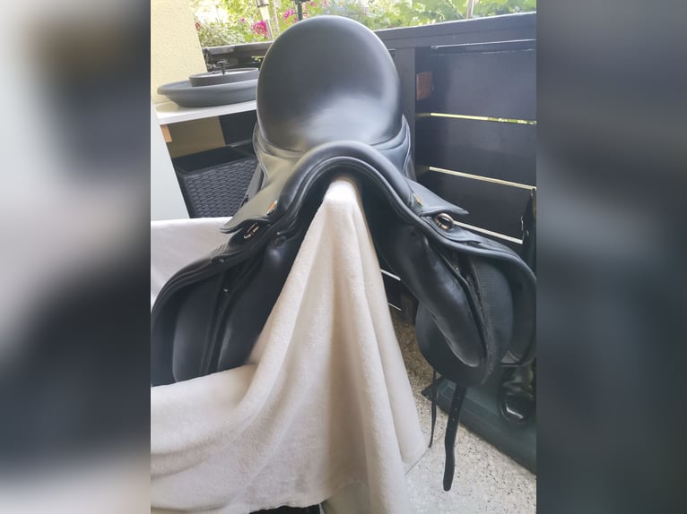 Dressursattel JC Jorge Canaves One 17,5 