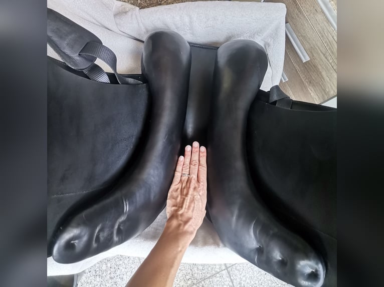 Dressursattel JC Jorge Canaves One 17,5 Zoll 