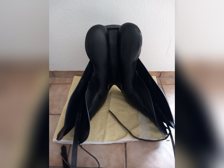 Dressursattel Kent & Masters