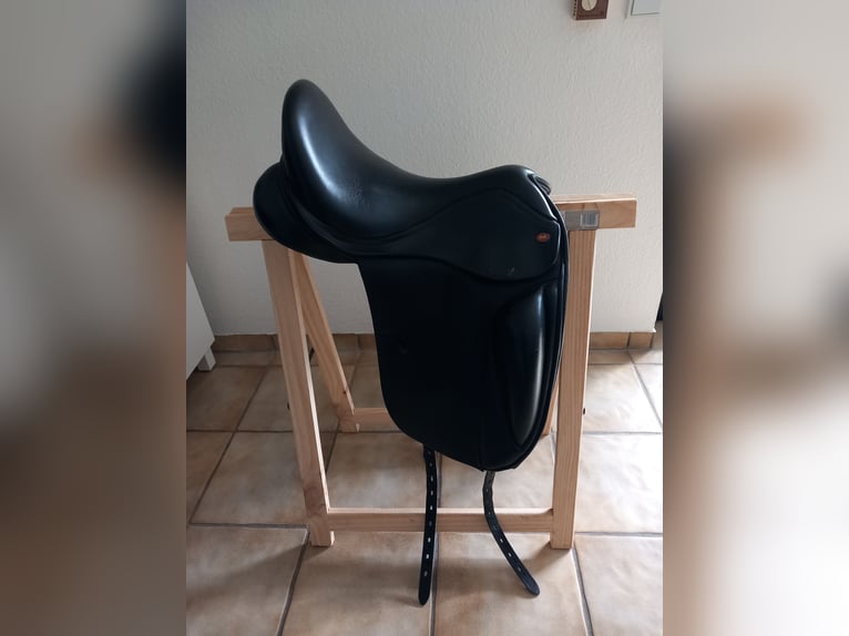 Dressursattel Kent & Masters