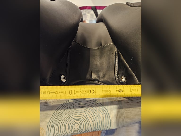 Dressursattel Letek EXCELLENT 17.5 Zoll neuwertig