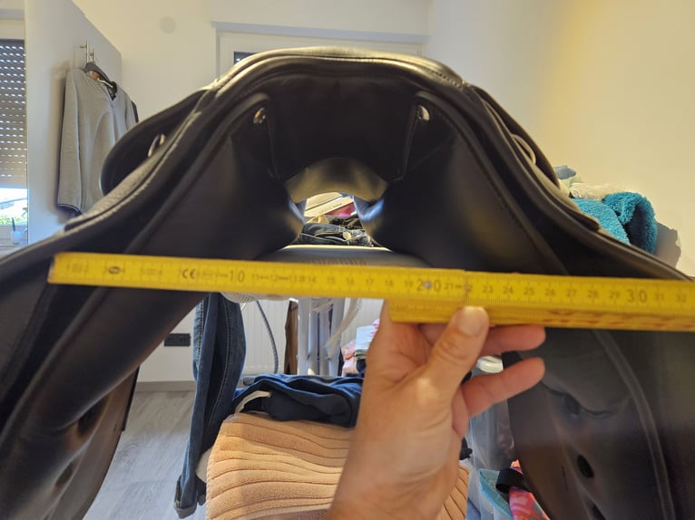 Dressursattel Letek EXCELLENT 17.5 Zoll neuwertig