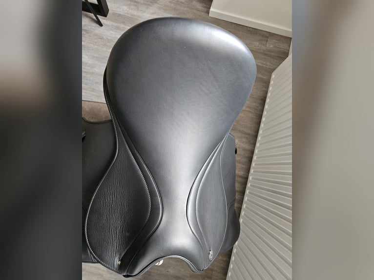 Dressursattel Letek EXCELLENT 17.5 Zoll neuwertig
