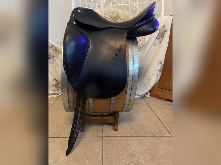 Dressursattel Passier Hubertus Schmidt 17" Zoll schwarz