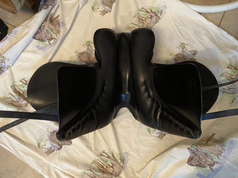 Dressursattel Passier Hubertus Schmidt 17" Zoll schwarz