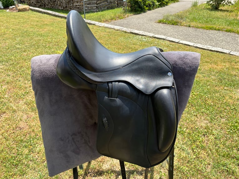 Dressursattel Patrick Saddlery 17.5 Zoll