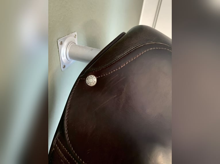 Dressursattel Peter Menet