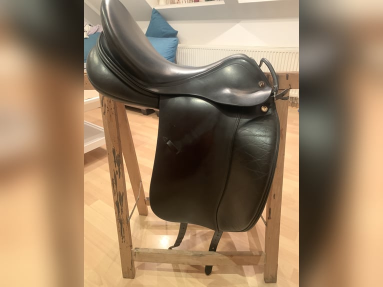 Dressursattel Prestige Modena 17 Zoll