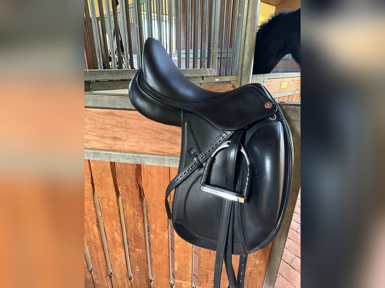 Dressursattel Prestige Venus Style Monoblatt