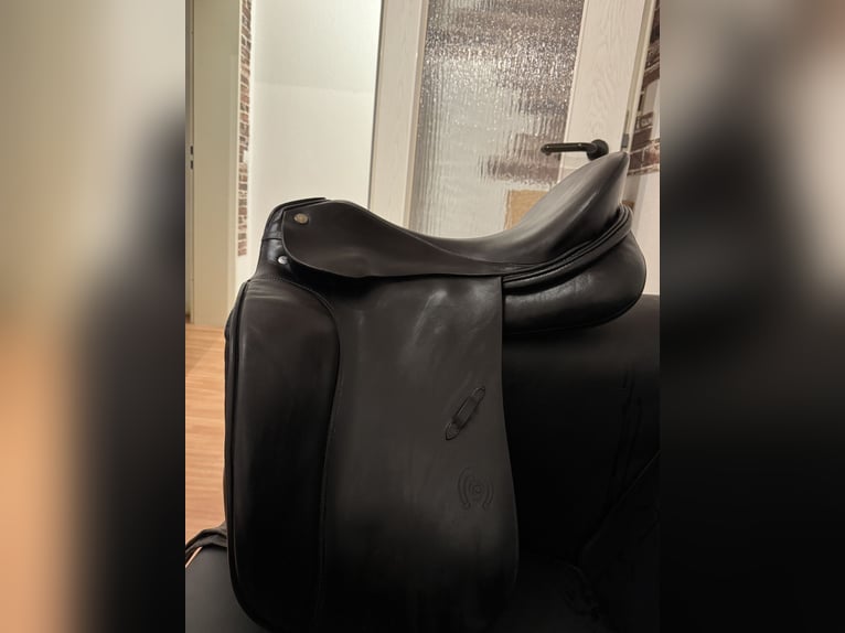 Dressursattel Profi Dynamic E von Otto Schuhmacher