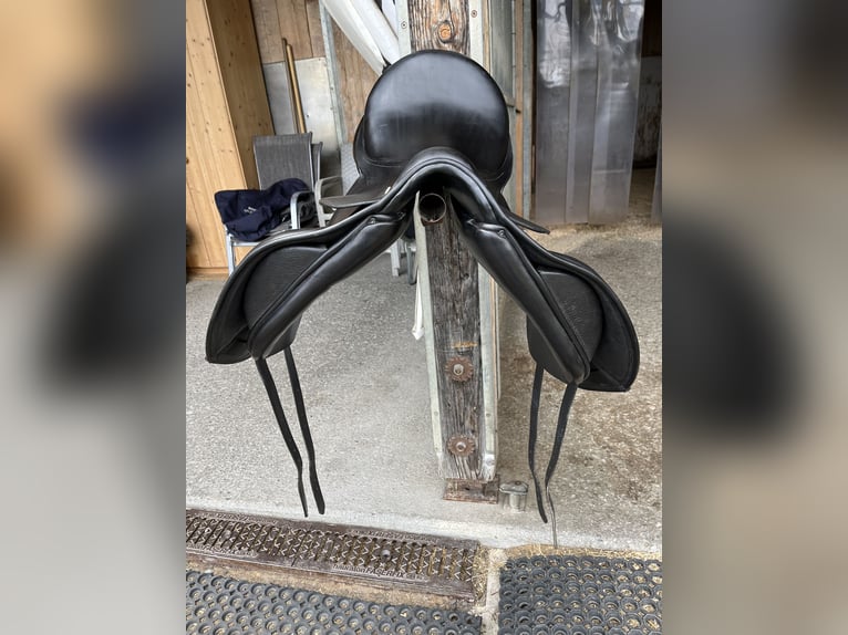 Dressursattel Stübben D Aramis 17,5"