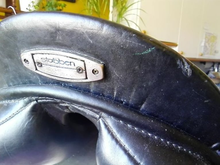 Dressursattel STÜBBEN Tristan 17,5 Zoll