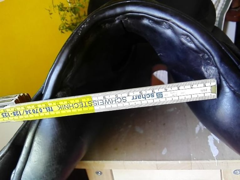 Dressursattel STÜBBEN Tristan 17,5 Zoll