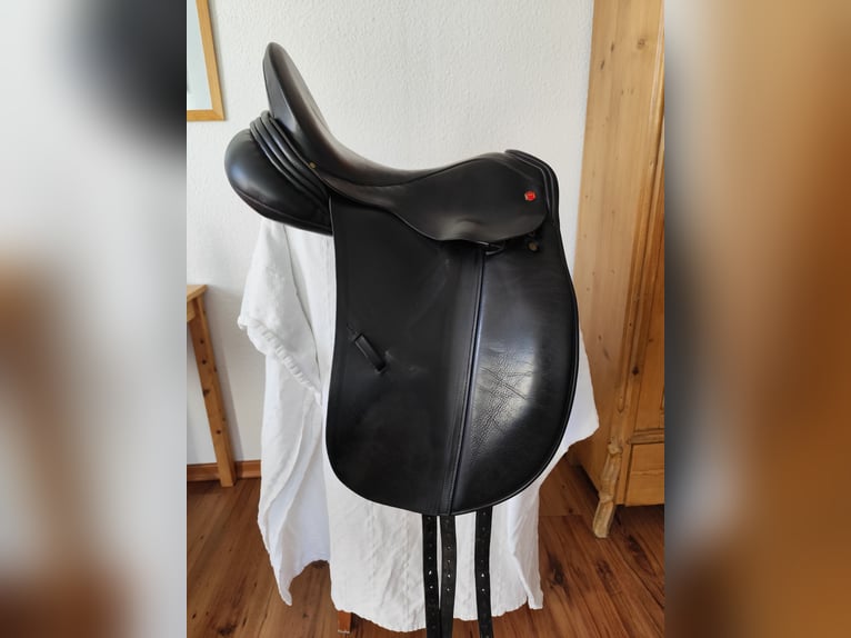 Dressursattel von Albion 17" Schwarz