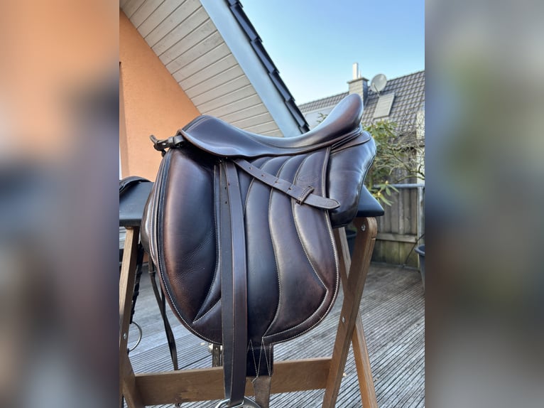 Dressursattel von Devoucox, Top gepflegt 