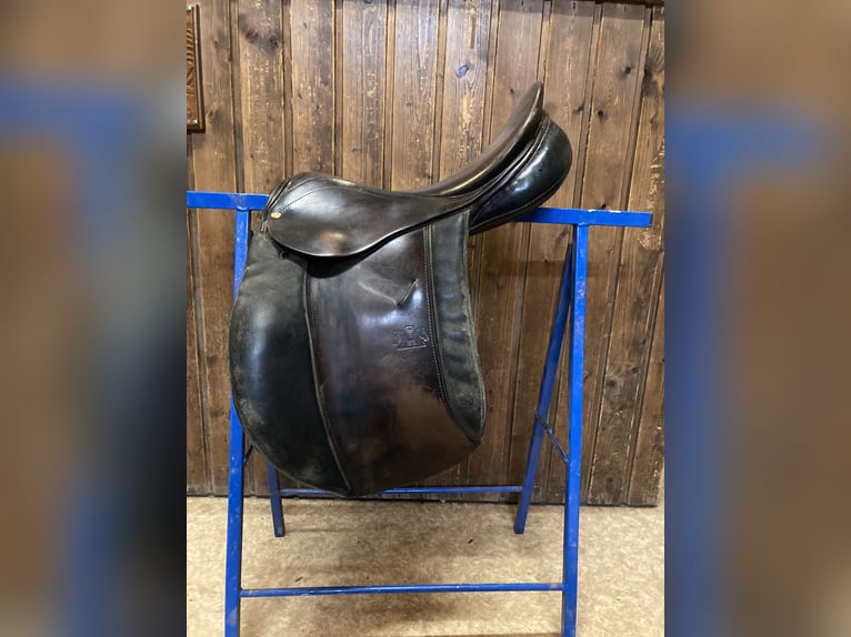 Dressursattel von P.A. Spirig Ch. Grossau