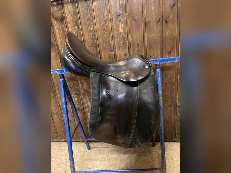 Dressursattel von P.A. Spirig Ch. Grossau