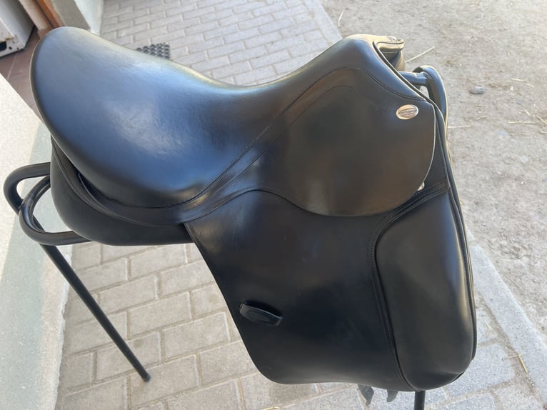 Equinomic Klassischer Dressursattel