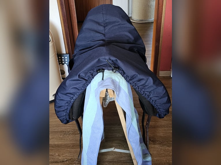 Euroriding ACHAT Dressur 17" 34er Kammer
